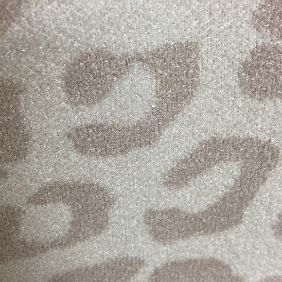 Barefoot Dreams Leggings CozyChic Ultra Lite Leopard Cream-Stone Loungewear Cozy - Picture 12 of 15